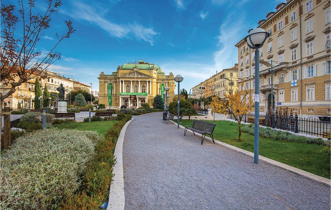 Lovely Apartment In Rijeka With House Sea View Esterno foto