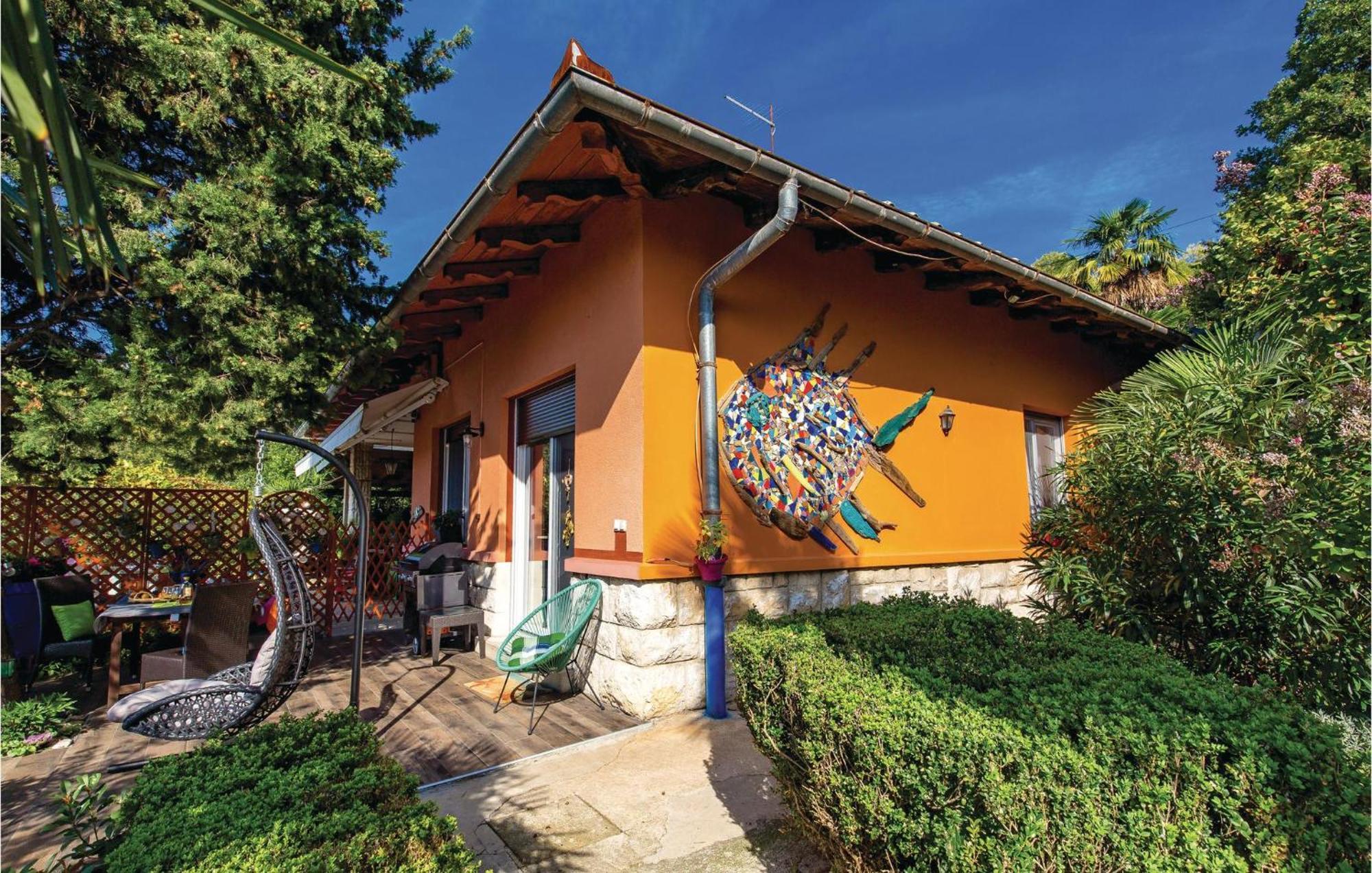 Lovely Apartment In Rijeka With House Sea View Esterno foto