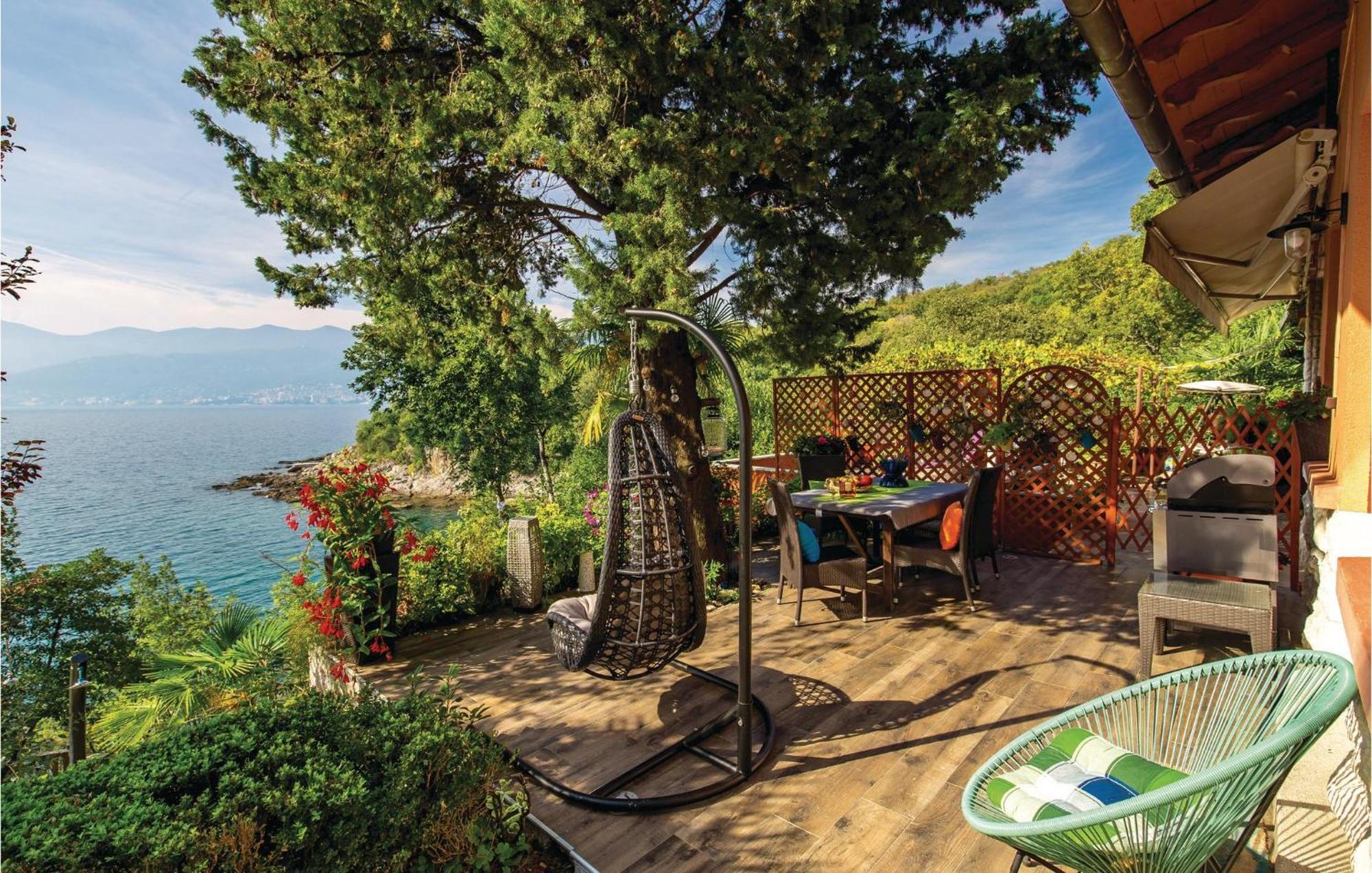 Lovely Apartment In Rijeka With House Sea View Esterno foto