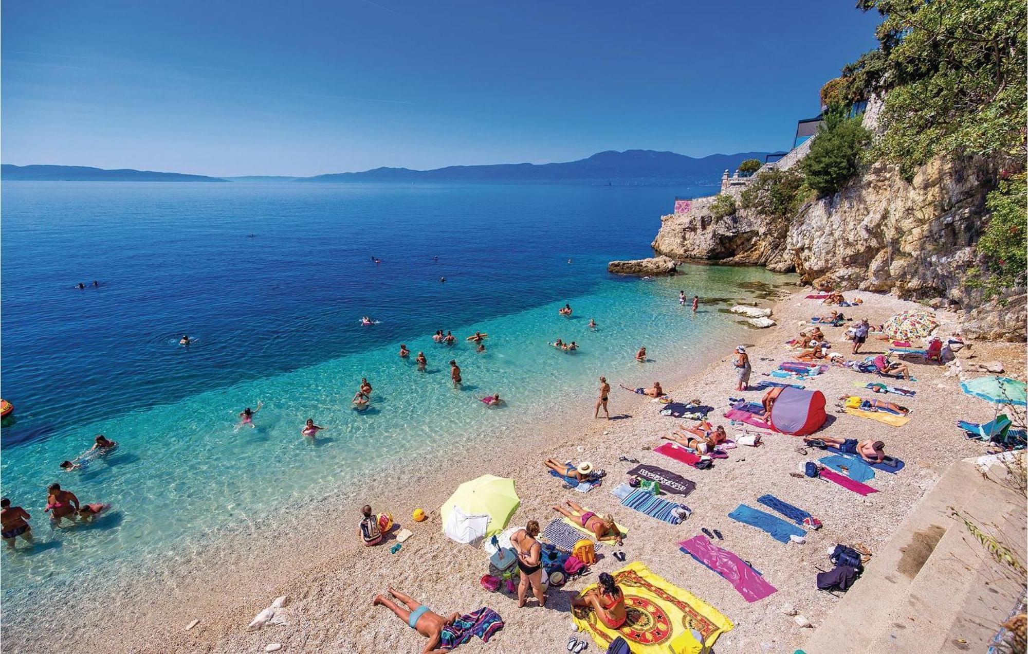 Lovely Apartment In Rijeka With House Sea View Esterno foto