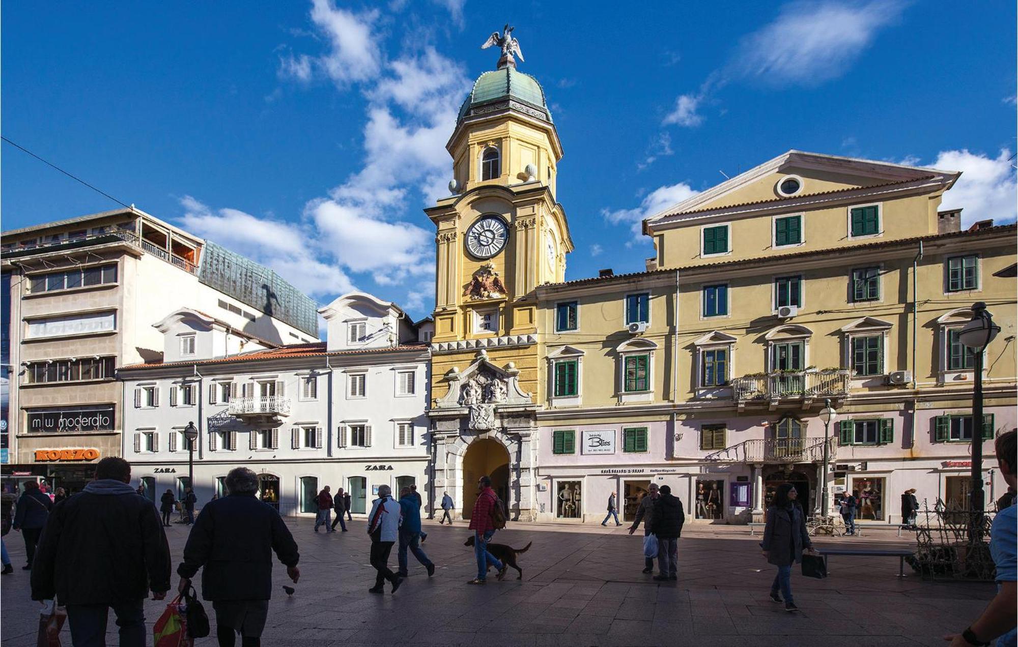 Lovely Apartment In Rijeka With House Sea View Esterno foto