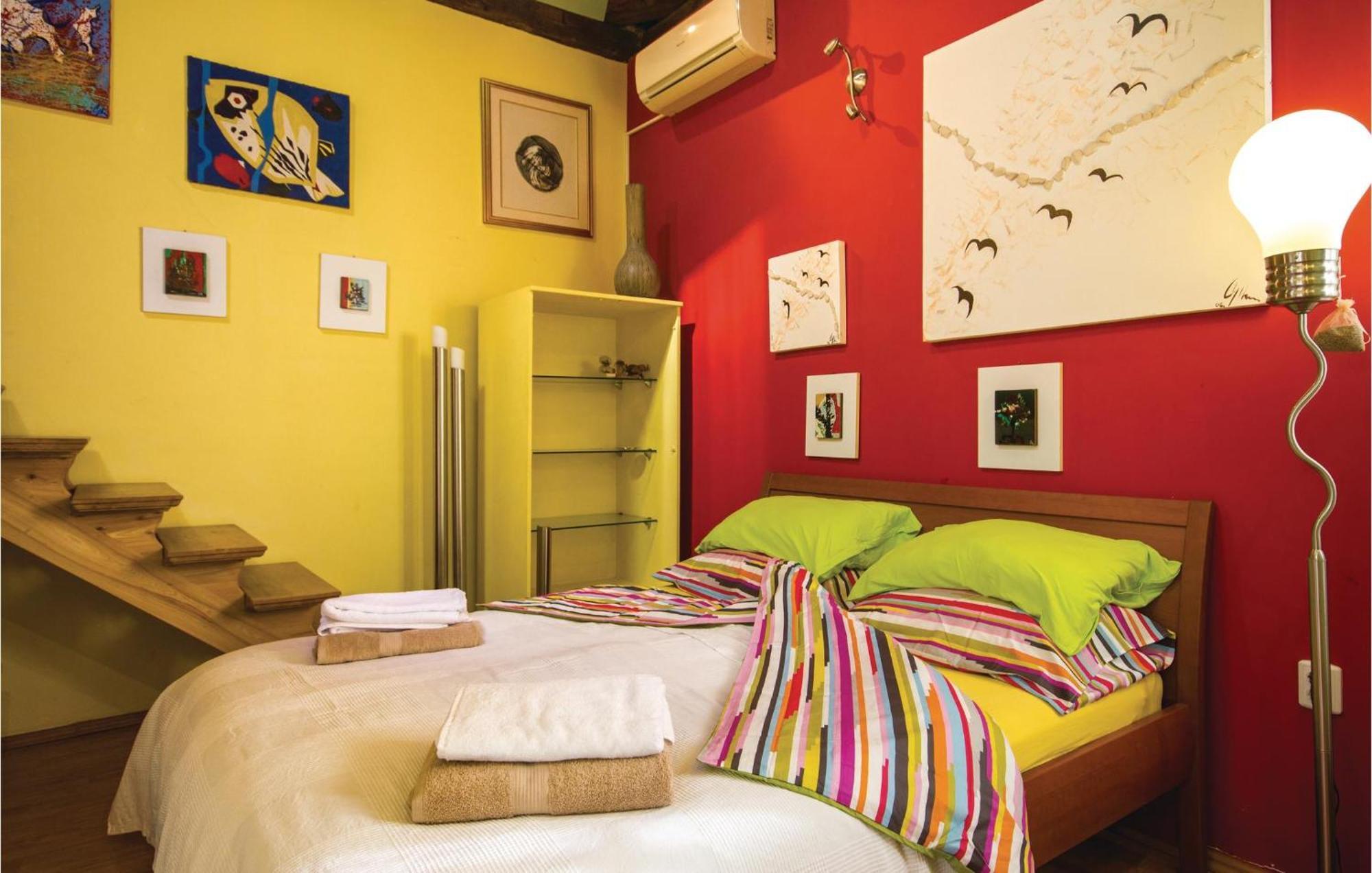 Lovely Apartment In Rijeka With House Sea View Esterno foto